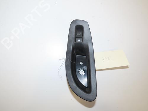 Used Right rear window switch FIAT 500X (334_) 1.3 (334.AXR11) (150 hp) 29441784