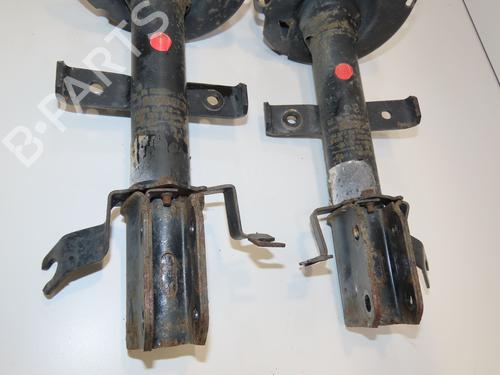 Right front shock absorber RENAULT CAPTUR I (J5_, H5_) 0.9 TCe 90 | BP28967503M17