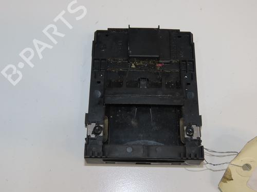 Used Card reader Card reader RENAULT SCÉNIC III (JZ0/1_) 1.9 dCi (JZ0J, JZ1J, JZ1K, JZ1S) (131 hp) 30916893 30916893