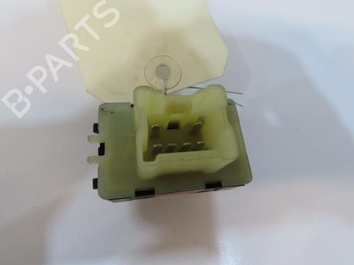 Switch DACIA SANDERO II 1.5 dCi 75 / Blue dCi 75 (B8JW, B8M4, B8AH, B8M7, B8M6) | BP33744813I30 - Image 2