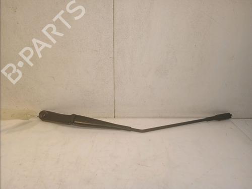 Used Front windshield wiper arm MERCEDES-BENZ A-CLASS (W169) A 180 CDI (169.007, 169.307) (109 hp) 14952211