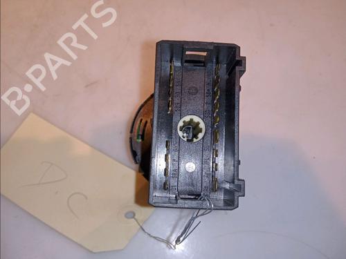 Used Headlight switch Headlight switch VW PASSAT B5.5 (3B3) 1.9 TDI (130 hp) 12136361 12136361