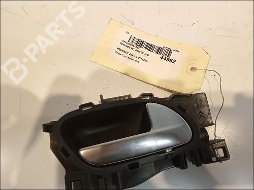 Used Front right interior door handle PEUGEOT 208 I (CA_, CC_) 1.2 VTI 82 (82 hp) 11102380