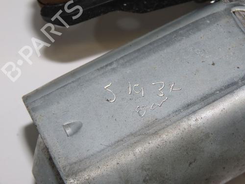 Used Rear wiper motor Rear wiper motor PEUGEOT 107 (PM_, PN_) 1.0 (68 hp) 33417890 33417890