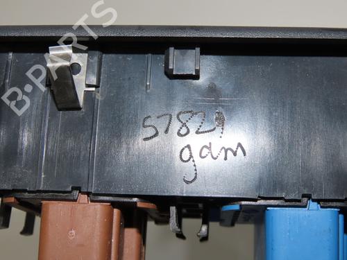 Left front window switch RENAULT CLIO III Grandtour (KR0/1_) 1.2 16V (KR0P) | BP36427238I27 - Image 3