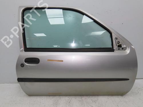 Used Right front door Right front door 28831274 28831274