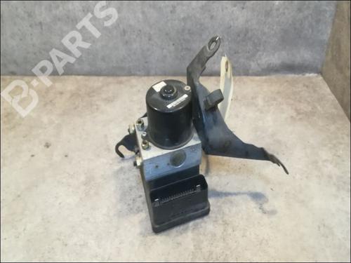 Used ABS pump FORD FIESTA V (JH_, JD_) 1.4 TDCi (68 hp) 9606589
