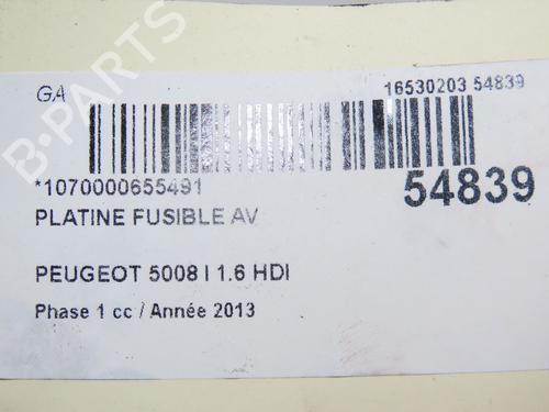 Used Fuse box PEUGEOT 5008 (0U_, 0E_) 1.6 HDi (114 hp) 28829164
