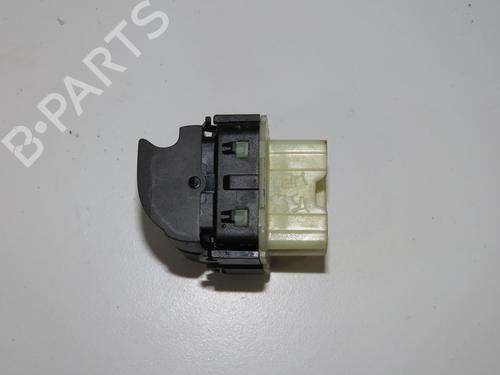 Used Left front window switch Left front window switch RENAULT TWINGO III (BCM_, BCA_) 1.0 SCe 75 (73 hp) 32354777 32354777
