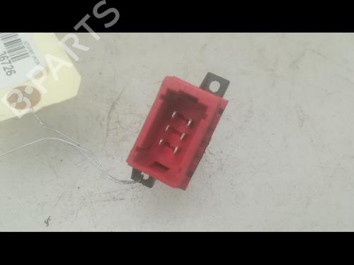 Used Right rear window switch Right rear window switch RENAULT LAGUNA I (B56_, 556_) 2.2 dT (B569) (113 hp) 9600587 9600587