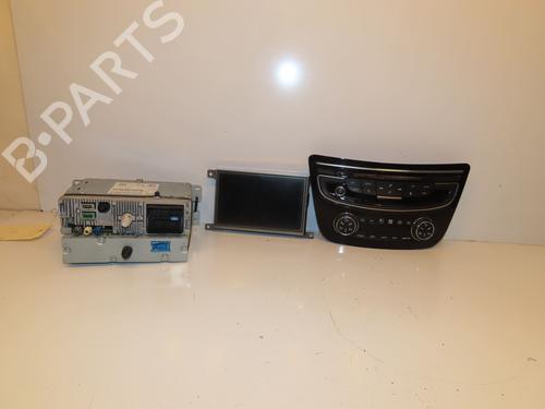 Used Radio PEUGEOT 508 I (8D_) 2.0 BlueHDi 180 (180 hp) 16648080