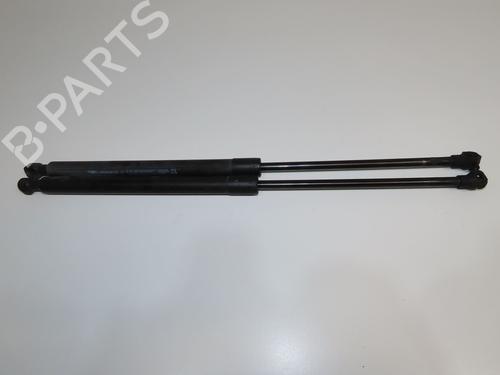 Used Tailgate lift support Tailgate lift support RENAULT MEGANE IV Hatchback (B9A/M/N_) 1.5 dCi 110 (B9A3) (110 hp) 33728162 33728162