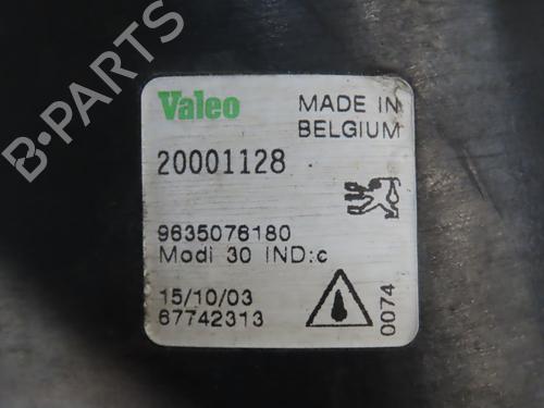 Left front fog light PEUGEOT 206 Hatchback (2A/C) 2.0 HDI 90 | BP24359122C30 