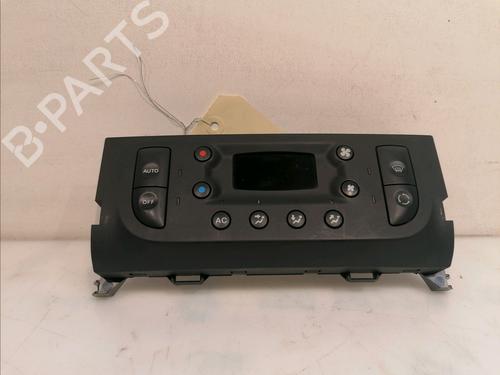 Used Climate control RENAULT CLIO II (BB_, CB_) 1.4 16V (B/CB0P, BB13) (98 hp) 15685652