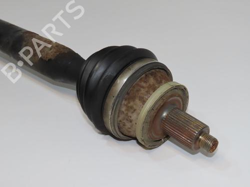 Used Right front driveshaft Right front driveshaft VW POLO IV (9N_, 9A_) 1.2 12V (69 hp) 32657941 32657941