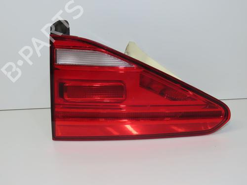 right-tailgate-light-vw-touran-5t1-2015-36682382 main image