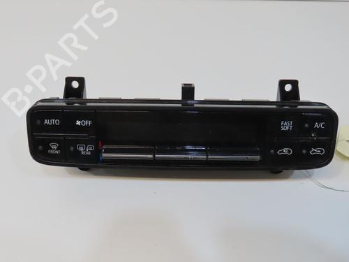 climate-control-toyota-auris-_e18_-2012-2013-2014-2015-2016-2017-2018-2019-36310453 main image
