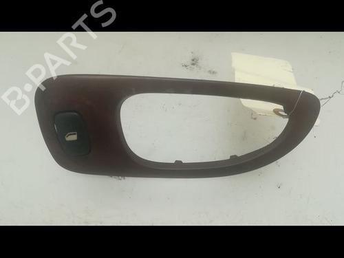 Used Right rear window switch Right rear window switch 9598251 9598251