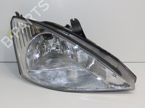 Right headlight FORD FOCUS I Turnier (DNW) 1.8 Turbo DI / TDDi | BP23177641C29