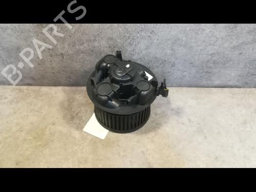 Used Heater blower motor Heater blower motor DACIA SANDERO 1.5 dCi (68 hp) 9610853 9610853