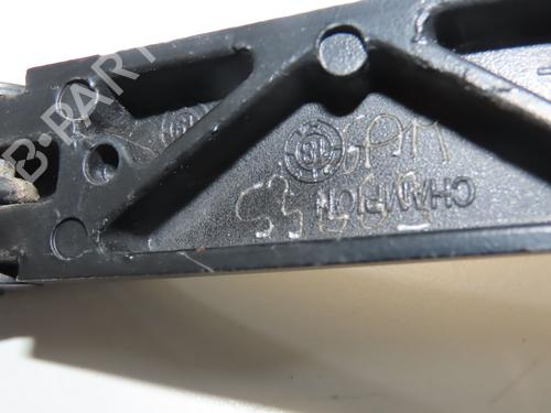 Used Front windshield wiper arm VW CRAFTER Van (SY_, SX_) 2.0 TDI FWD (SYB, SYC, SYD) (177 hp) 31121279