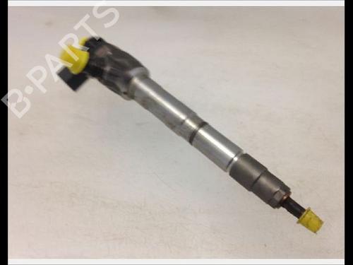 Used Injector VW TOURAN (5T1) 2.0 TDI (150 hp) 23171532