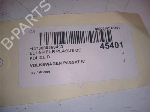 Éclairage de plaque d'immatriculation VW PASSAT B6 Variant (3C5) 2.0 TDI (110 hp) 14880664