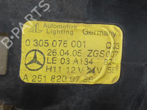 Used Left front fog light MERCEDES-BENZ B-CLASS Sports Tourer (W245) B 200 CDI (245.208) (140 hp) 18129723