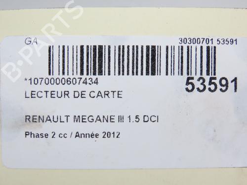 Used Card reader RENAULT MEGANE III Hatchback (BZ0/1_, B3_) 1.5 dCi (BZ09, BZ0D, BZ1W, BZ29, BZ14) (110 hp) 28829725