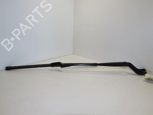 Used Front windshield wiper arm Front windshield wiper arm FORD ECOSPORT 1.0 EcoBoost (125 hp) 28969777 28969777