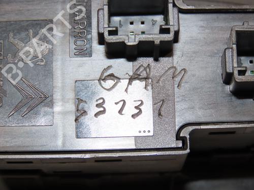 Used Left front window switch PEUGEOT 2008 I (CU_) 1.6 BlueHDi 100 (100 hp) 28831739