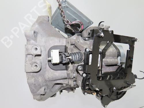 Gearbox CITROËN C3 II (SC_) 1.2 VTi 82 | BP33744778M3 - Image 4