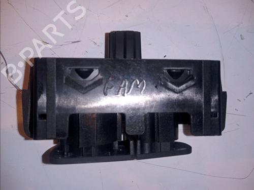 Warning switch DACIA SANDERO II TCe 90 (B8M1, B8MA, B8AC) | BP11100809I22
