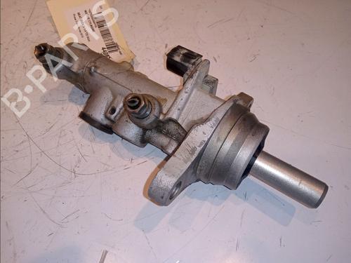 master-brake-seat-ibiza-iv-6j5-6p1-14-tdi-6r1611019f-2008-2009-2010-2011-2012-2013-2014-2015-2016-2017-11100427 main image