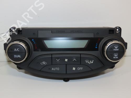 Used Climate control TOYOTA YARIS (_P13_) 1.5 Hybrid (NHP130_) (101 hp) 19326525