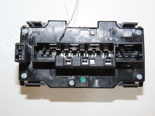 Warnblinkschalter für CHRYSLER CROSSFIRE 3.2 (218 hp) 31120417