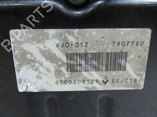 Gearbox RENAULT SCÉNIC II (JM0/1_) 2.0 dCi (JM1K) | BP31120208M3 