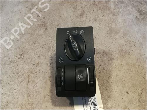 Used Headlight switch Headlight switch OPEL CORSA C (X01) 1.0 (F08, F68) (58 hp) 9607722 9607722
