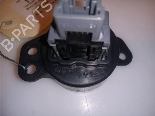 Used Warning switch Warning switch PEUGEOT 108 1.0 VTi (69 hp) 12065658 12065658