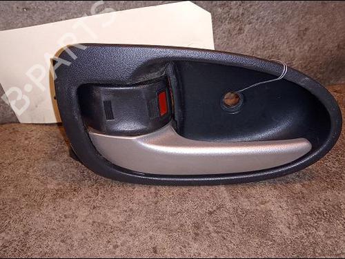 Used Front left interior door handle Front left interior door handle TOYOTA YARIS (_P9_) 1.4 D-4D (NLP90_, NLP90R) (90 hp) 9618884 9618884