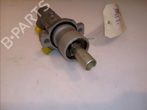 Used Brake master cylinder Brake master cylinder FORD TRANSIT Van (FA_ _) 2.0 DI (FAE_, FAF_, FAG_) (75 hp) 12094892 12094892