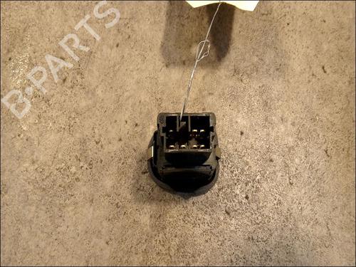 Used Right rear window switch CITROËN C3 Pluriel (HB_) 1.4 HDi (68 hp) 9615736