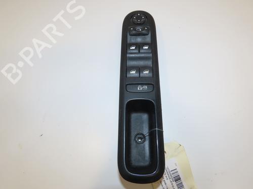 Left front window switch PEUGEOT 5008 (0U_, 0E_) 1.6 HDi | BP28831761I27 