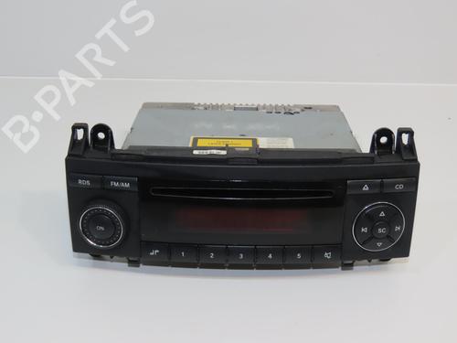Used Radio Radio MERCEDES-BENZ B-CLASS Sports Tourer (W245) B 180 CDI (245.207) (109 hp) 30824916 30824916