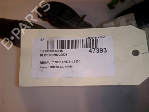 Used Steering column stalk Steering column stalk RENAULT MEGANE III Grandtour (KZ0/1) 1.9 dCi (KZ0J, KZ0N, KZ1S) (131 hp) 33249634 33249634