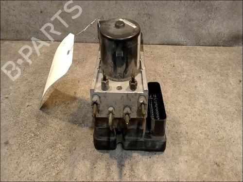 abs-pump-renault-twingo-ii-cn0_-15-dci-cn0e-8201078284-2007-9615152 main image