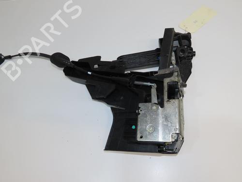 Serrure avant droite Serrure avant droite FORD FIESTA V (JH_, JD_) 1.25 16V (75 hp) 33249683 33249683