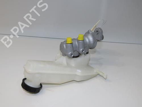 Brake master cylinder DS DS 3 / DS 3 CROSSBACK (UR_, UC_, UJ_) 1.2 PureTech 130 (URHNSS) | BP31843306M77 