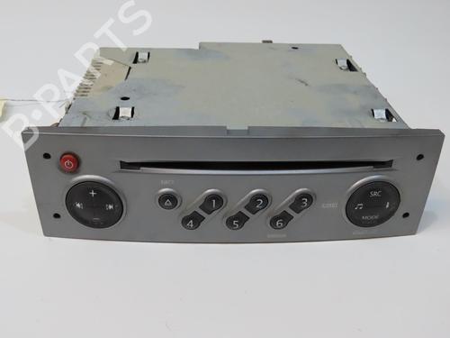 Bilradio Bilradio RENAULT SCÉNIC II (JM0/1_) 1.5 dCi (JM1E, JM16) (106 hp) 36427053 36427053