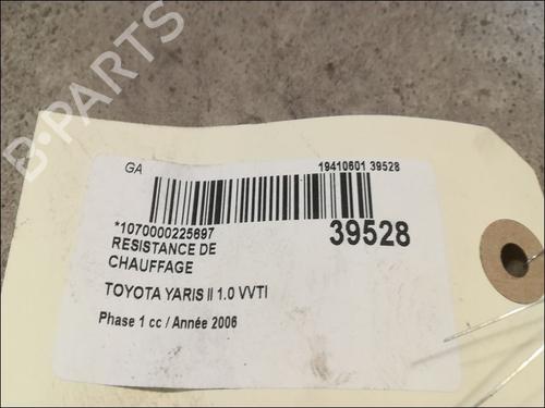 Used Heater resistor TOYOTA YARIS (_P9_) 1.0 VVT-i (KSP90_, KSP90R) (69 hp) 11677250
